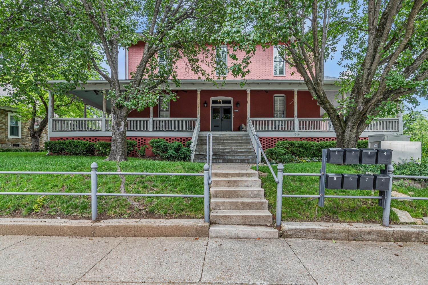 1309-Forest-Ave For Sale