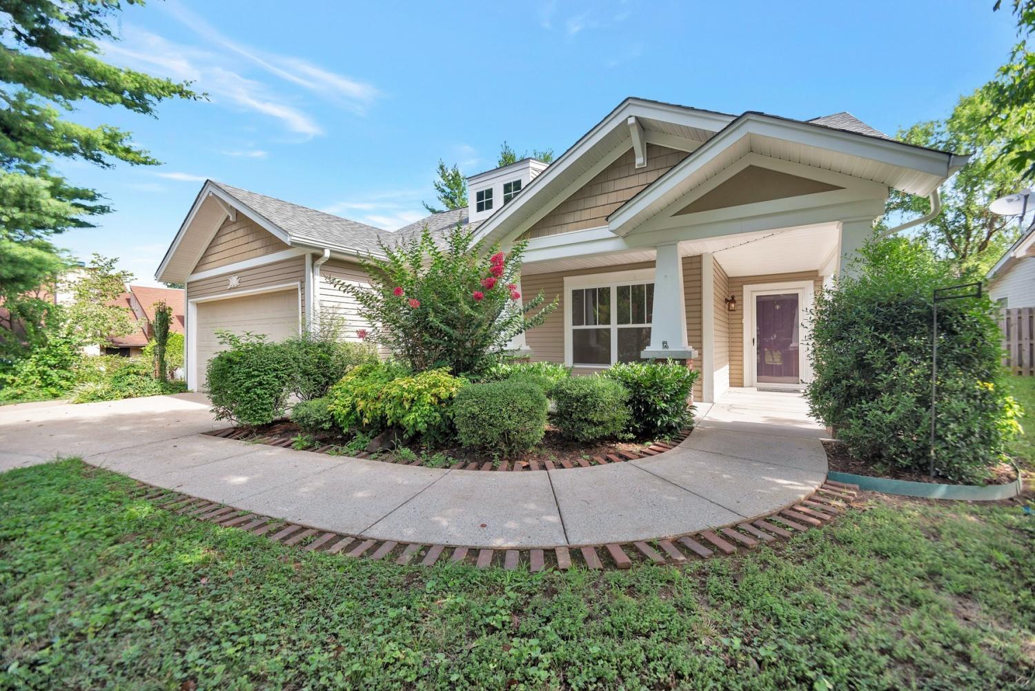2916-Summer-Hollow-Ct For Sale