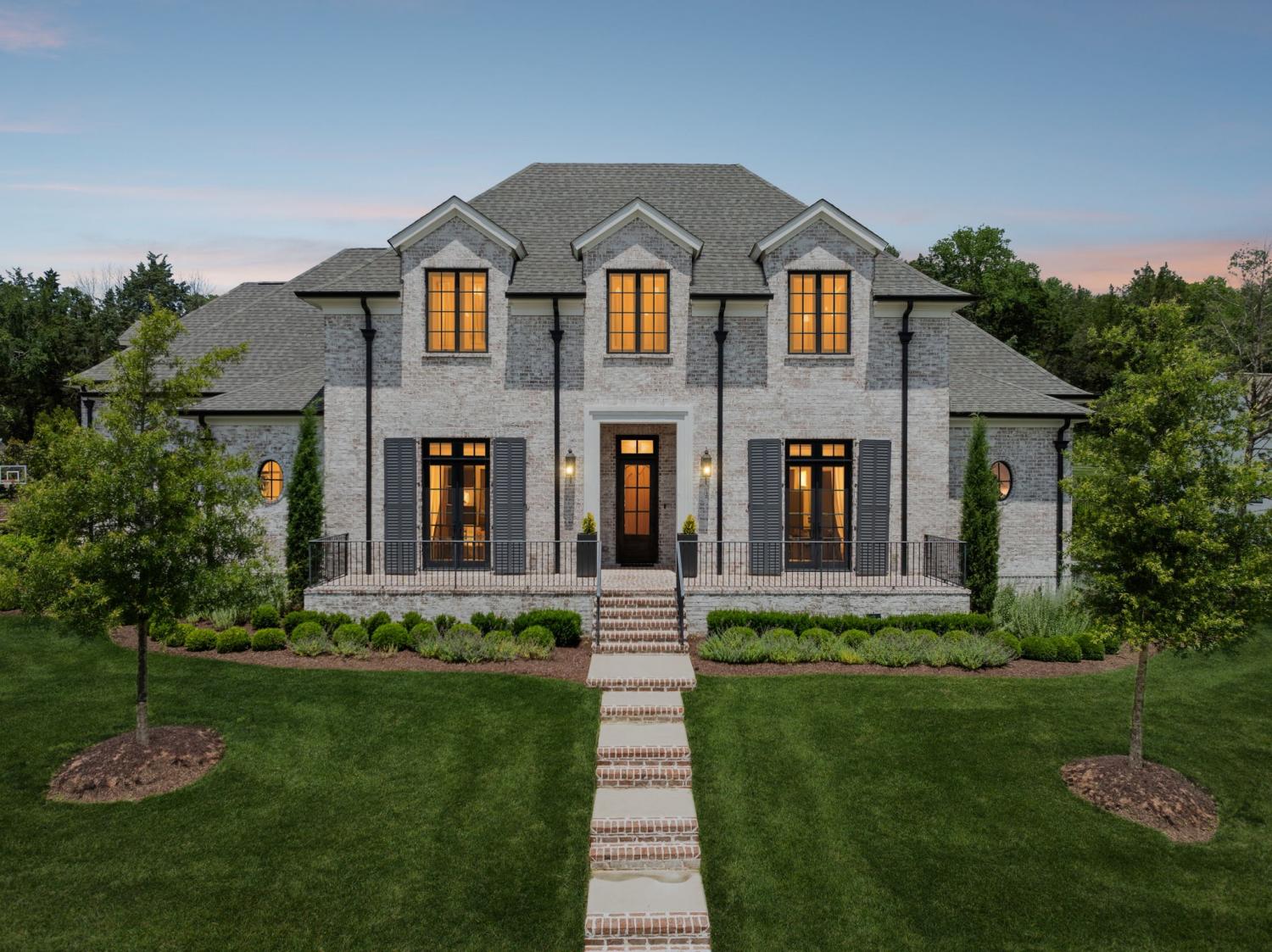 1518-Amesbury-Ln For Sale
