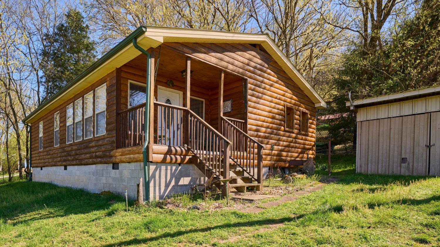 271-Richardson-Hollow-Ln For Sale