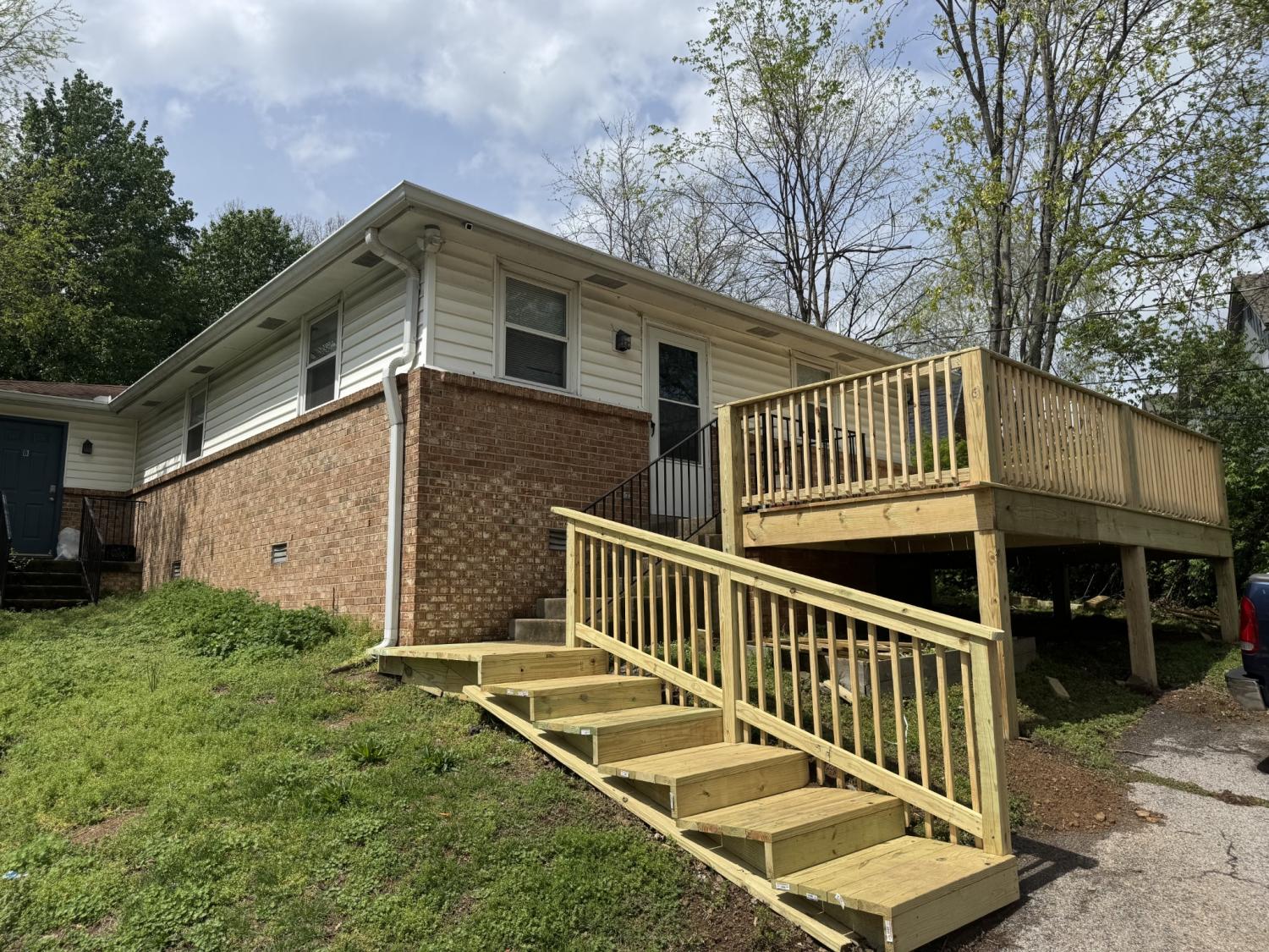 938-Riverside-Dr For Sale