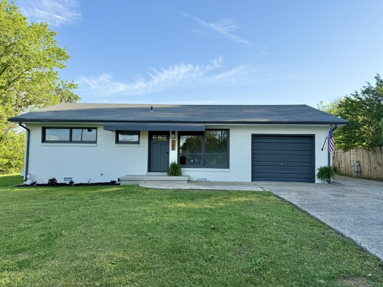 102-Hickory-Ave For Sale