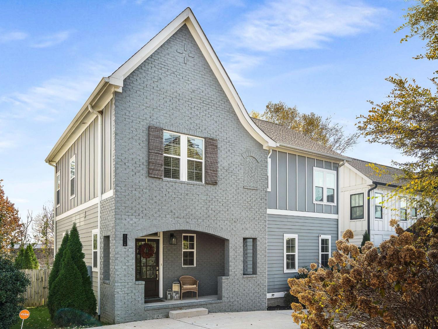 2146B-Oakland-St For Sale