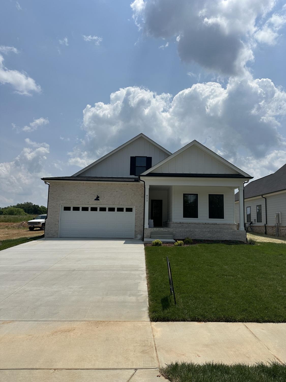 852-Parkside-Blvd For Sale