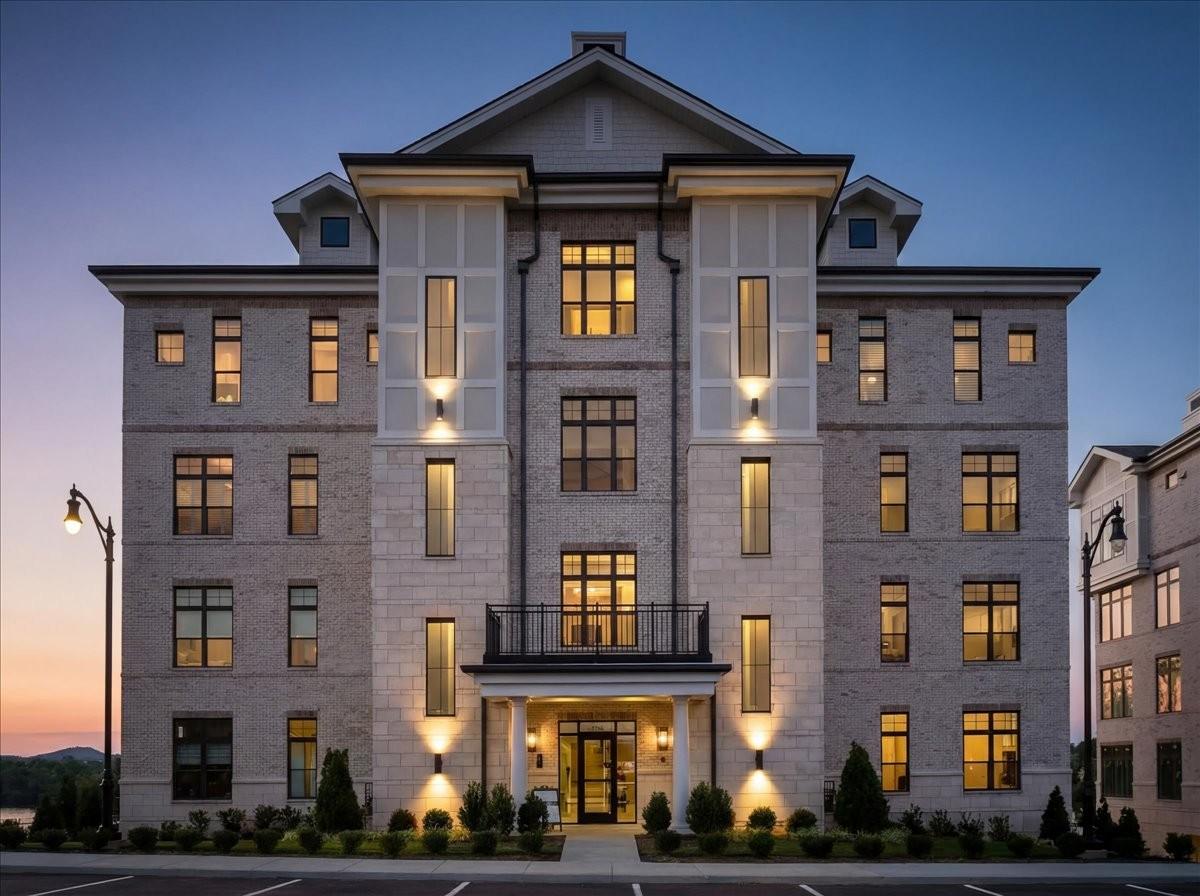 1024-Club-View-Dr For Sale