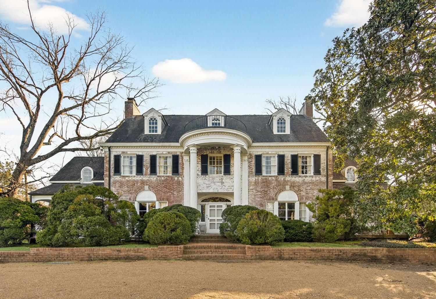 225-Deer-Park-Dr For Sale