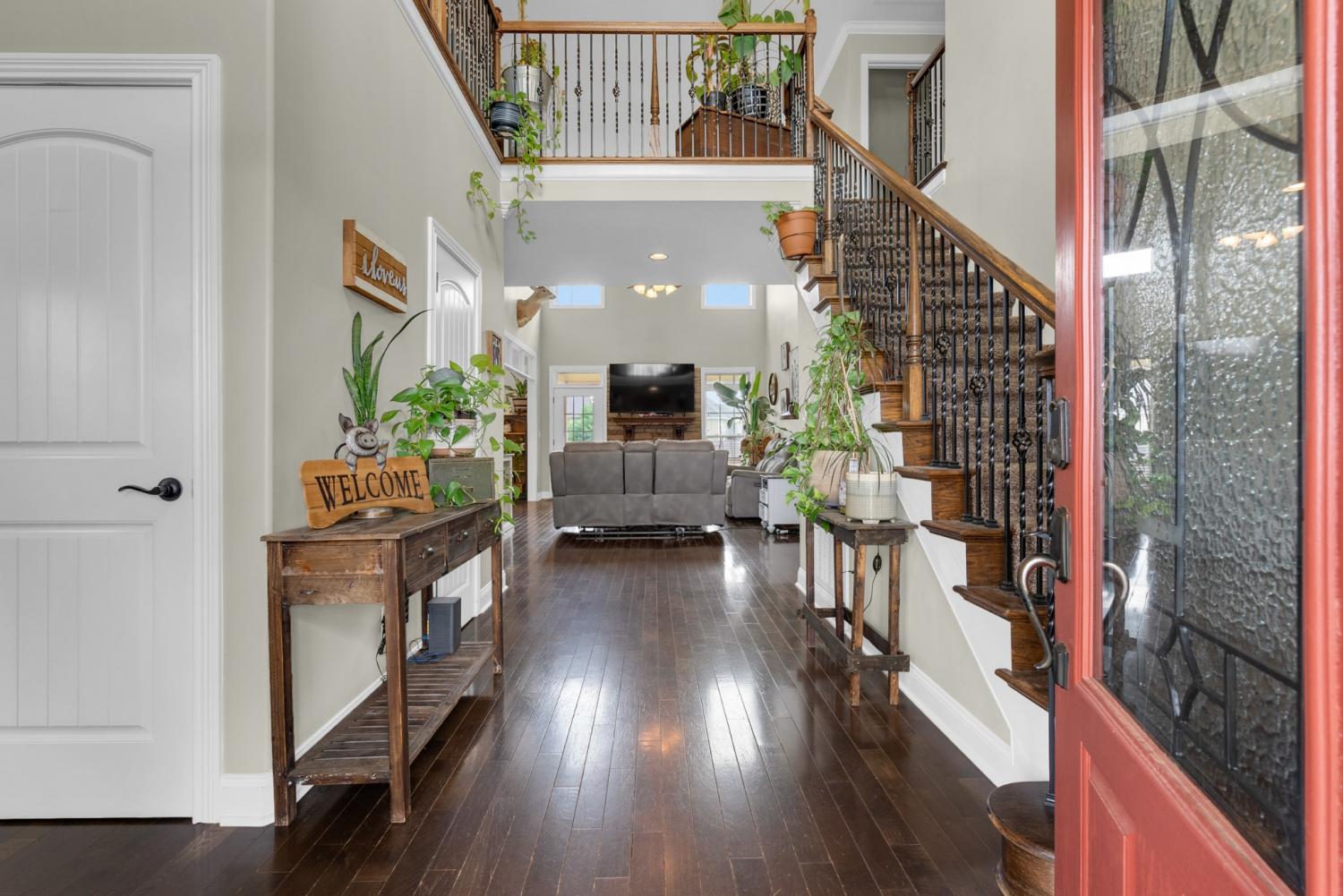 1607-Edgewater-Ln For Sale