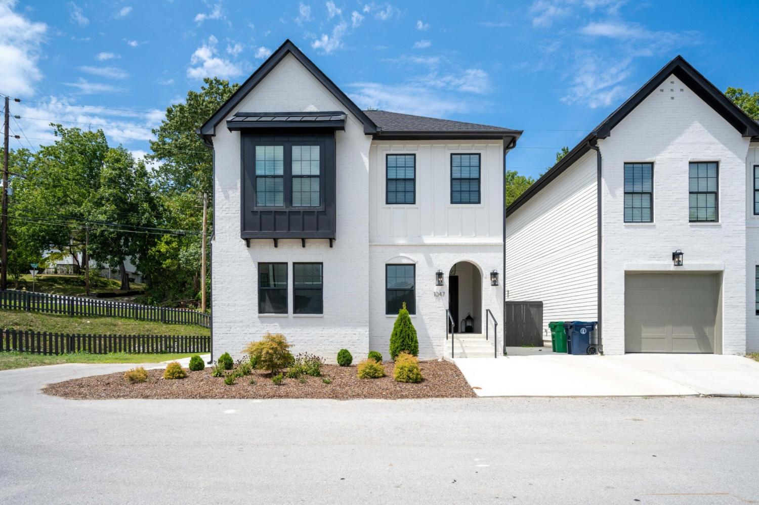 1047-Amelia-Court For Sale