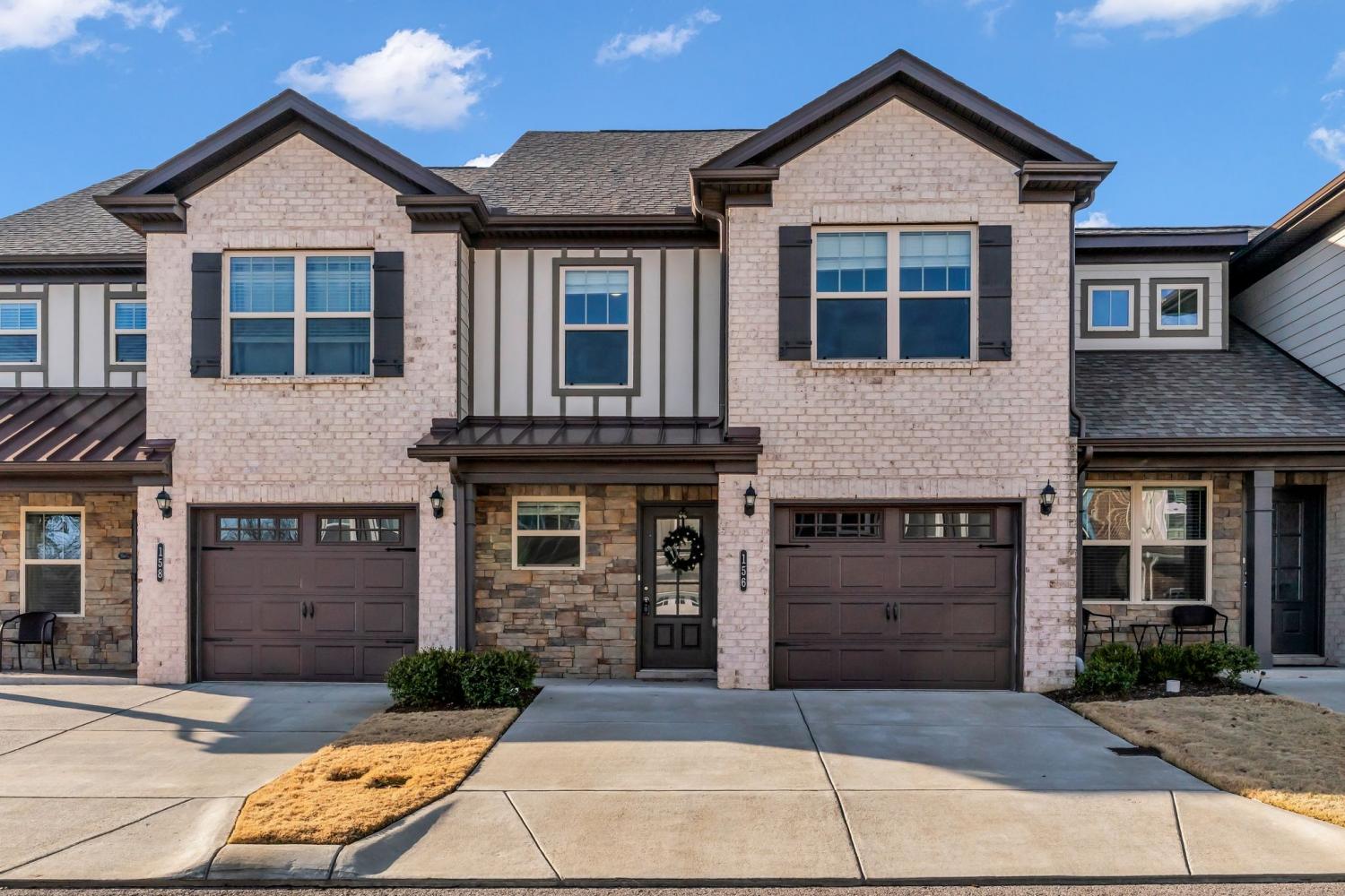 156-Rising-Pvt-Ln For Sale