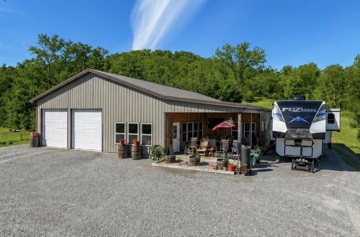 325-Freeman-Ln For Sale