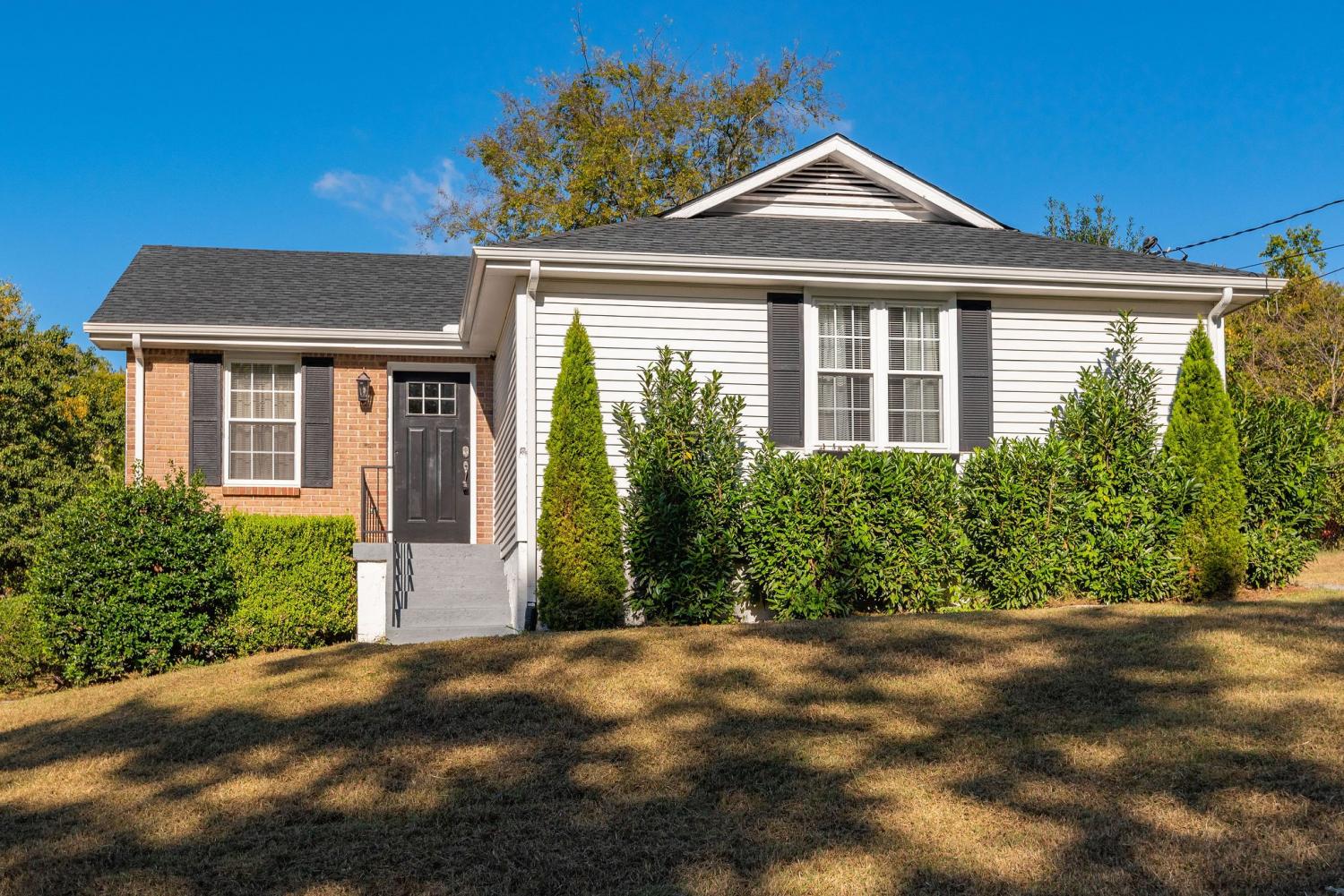 633-Debbie-Dr For Sale
