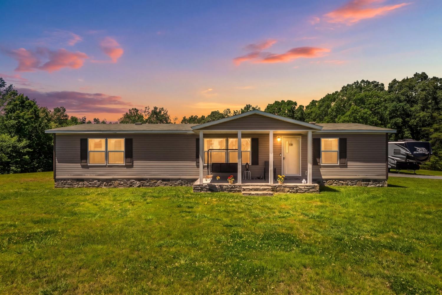 5555-King-Robert-Ln For Sale