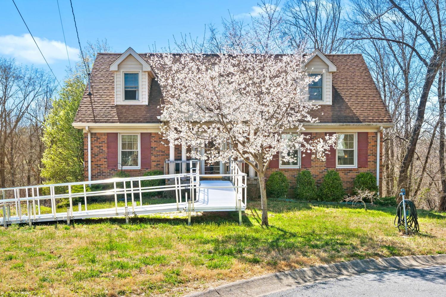1014-Dominion-Dr For Sale