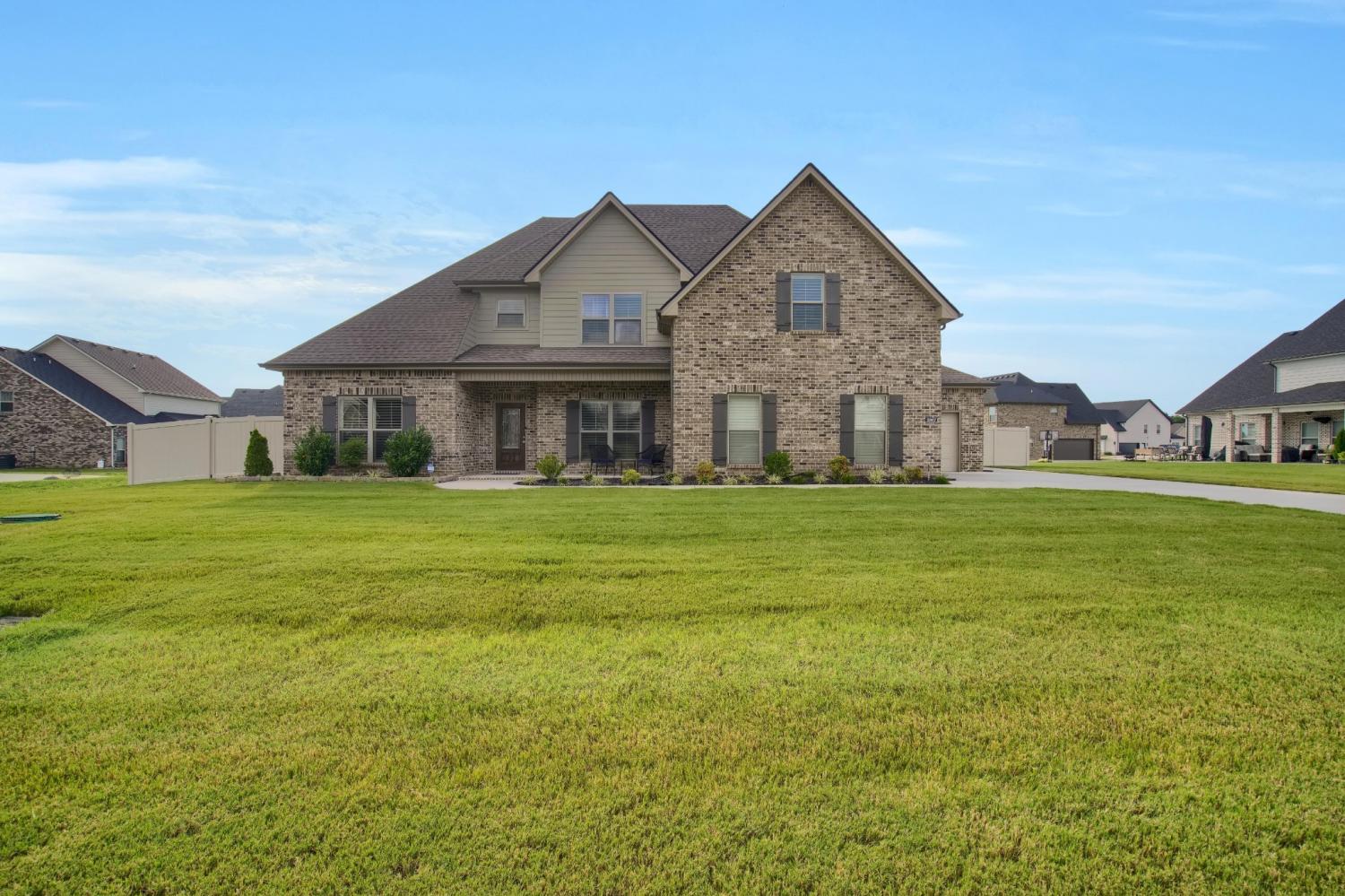 2807-Ella-Louise-Ln For Sale