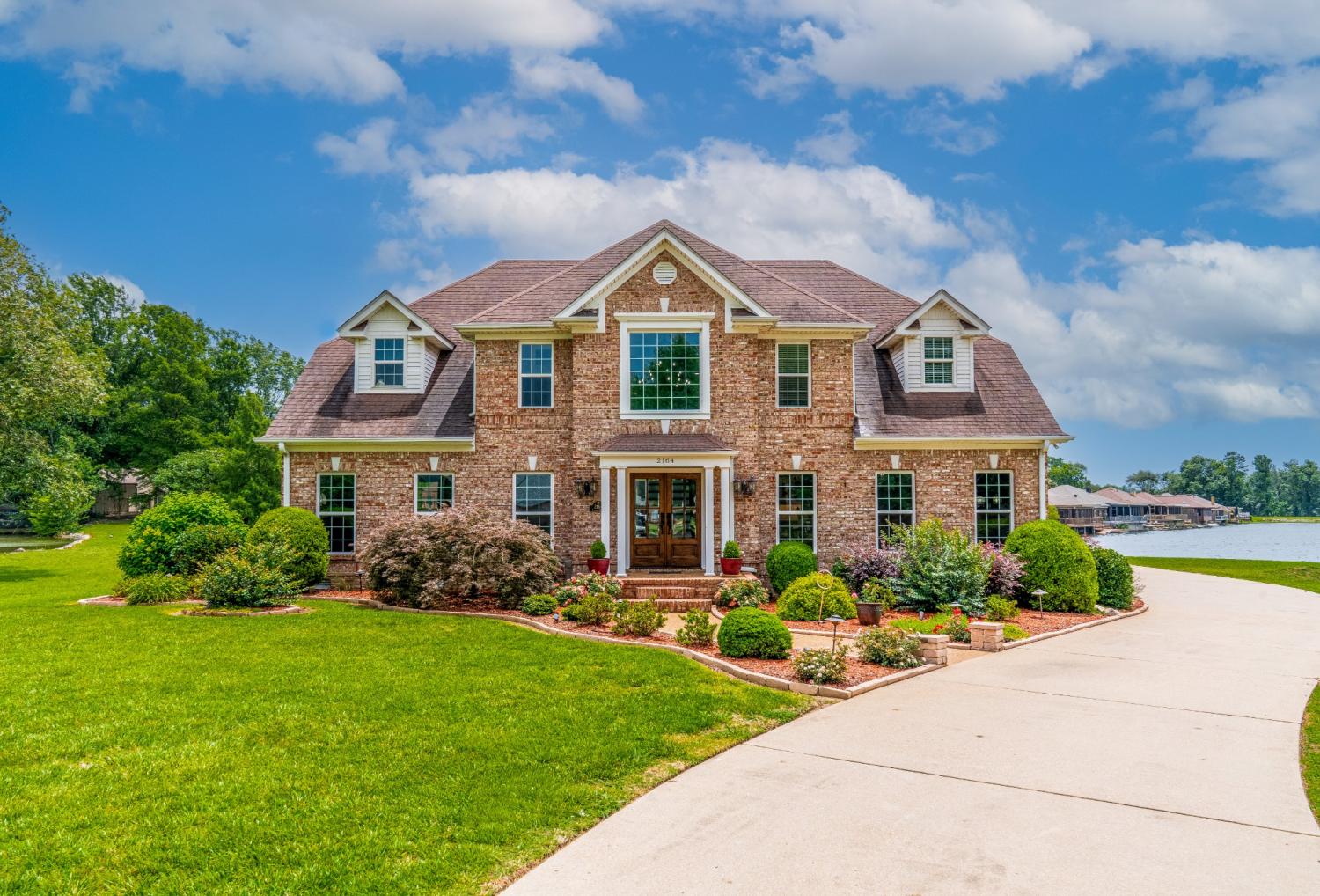 2164-Fairway-Dr For Sale