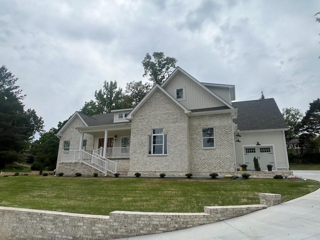 1168-N-Franklin-Ave For Sale