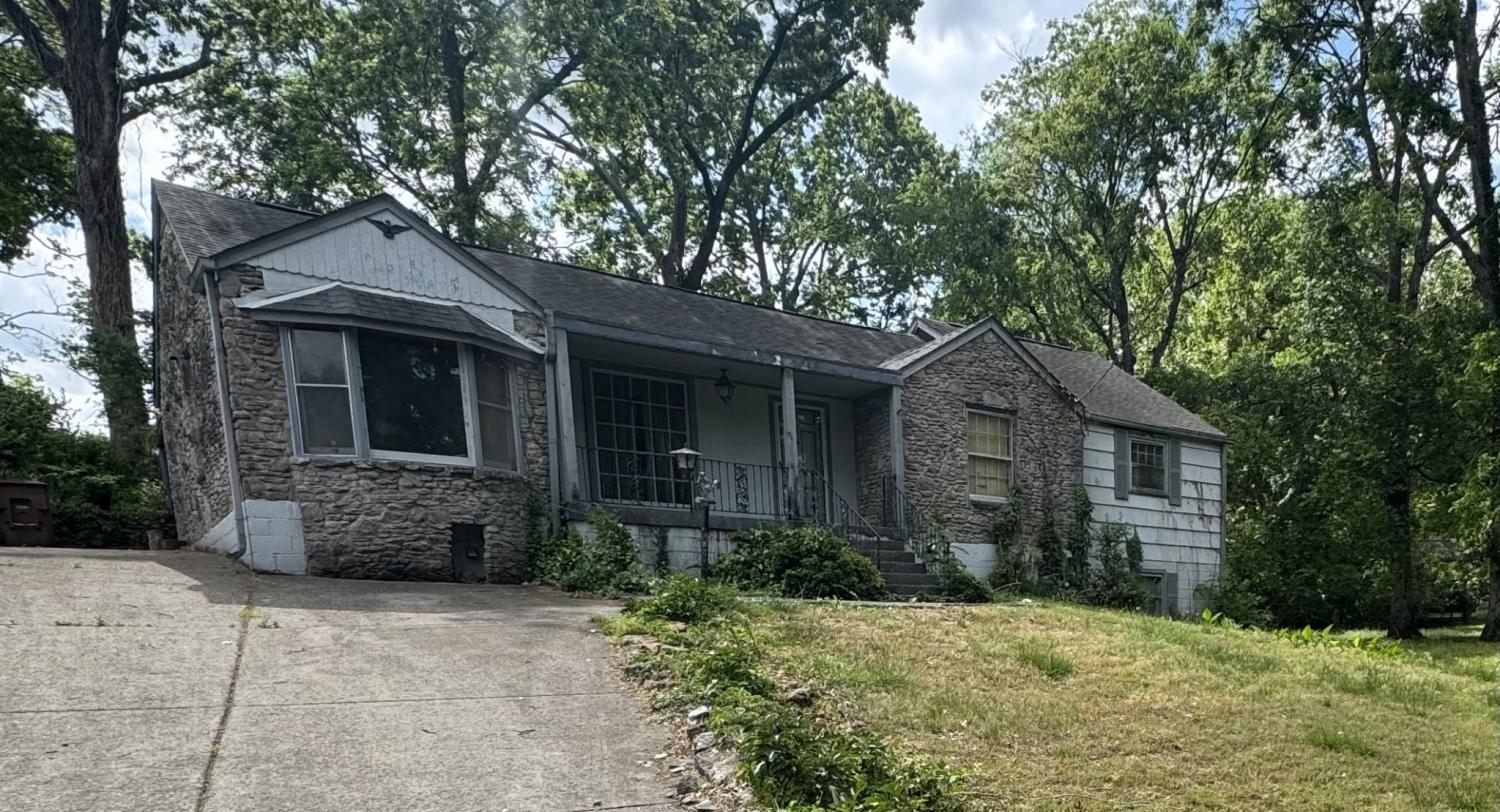 1404-Riverwood-Dr For Sale