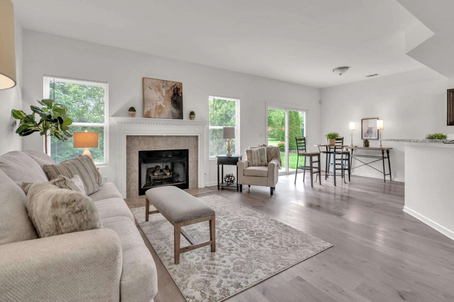 1000 Beverly Ln TN 37174 For Sale - 