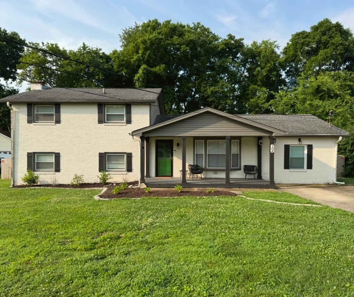 106-Colonial-Dr For Sale