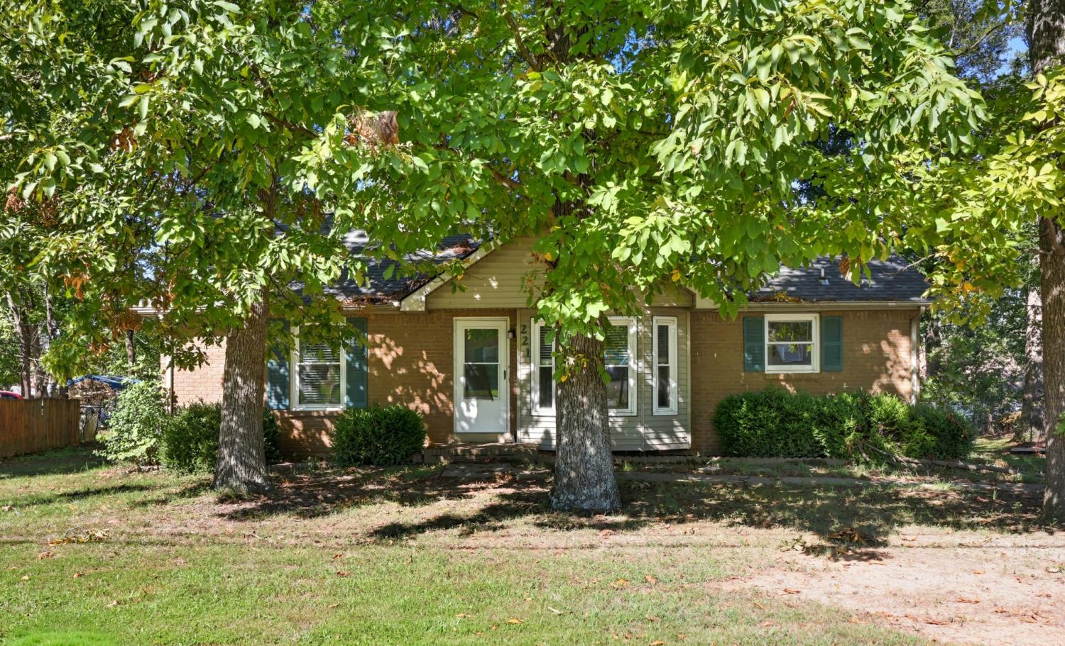 221-Bob-White-Dr For Sale
