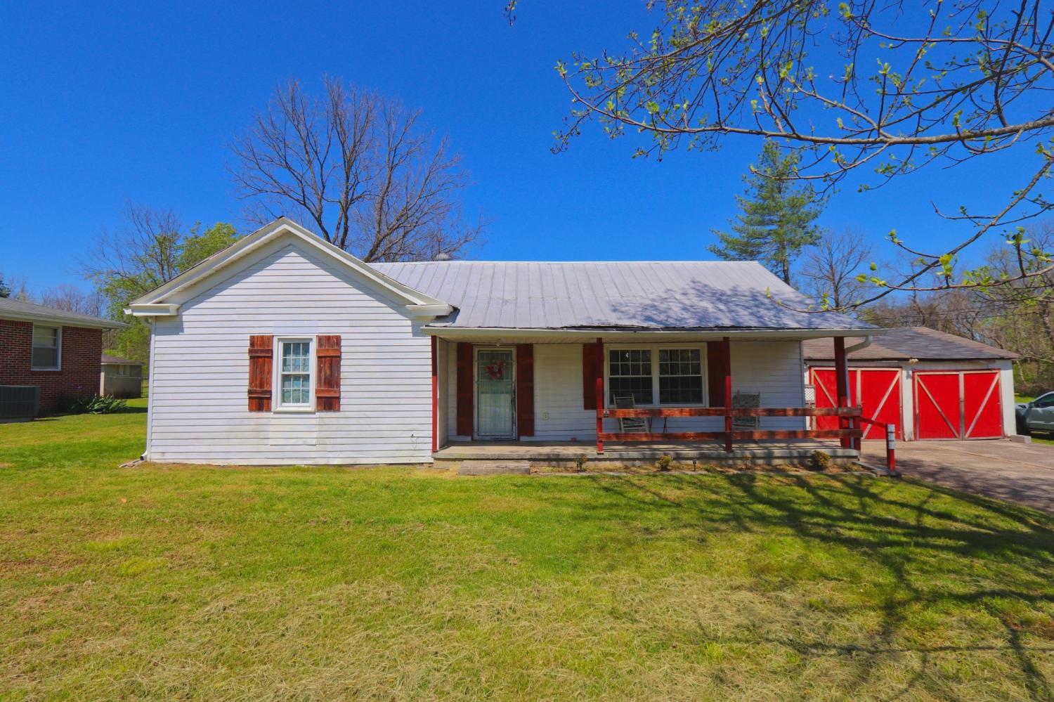400-W-Main-St For Sale