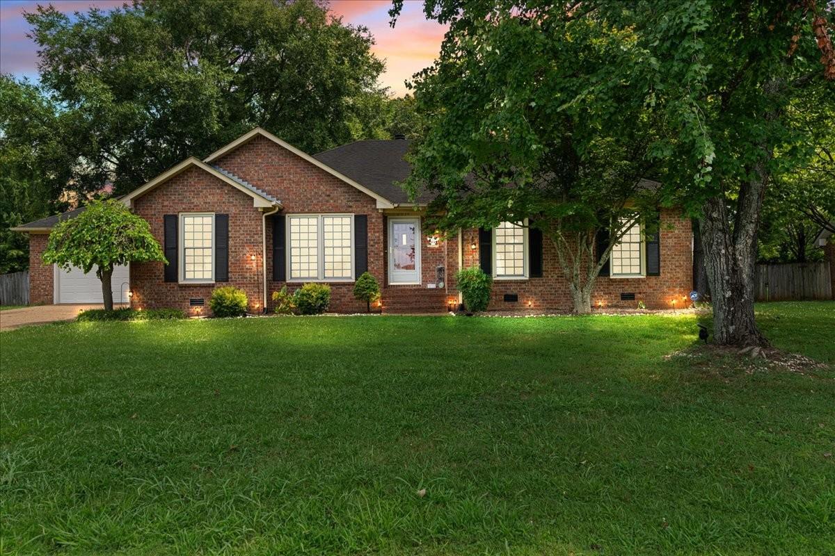2014-Saddlebrook-Dr For Sale