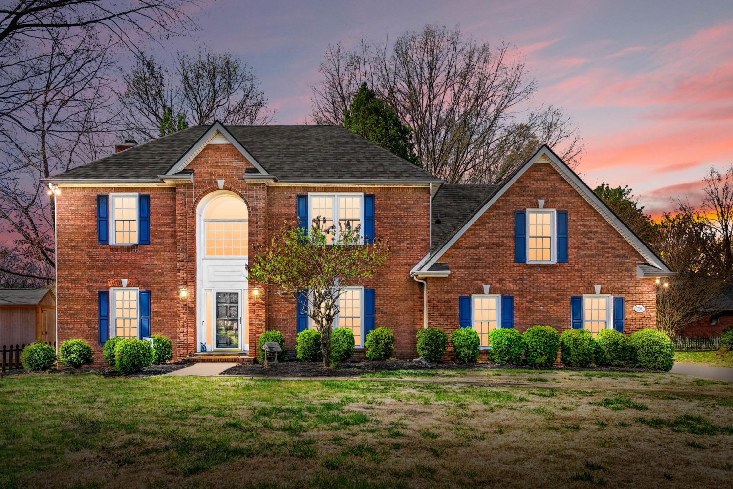 206-Longwood-Ln For Sale