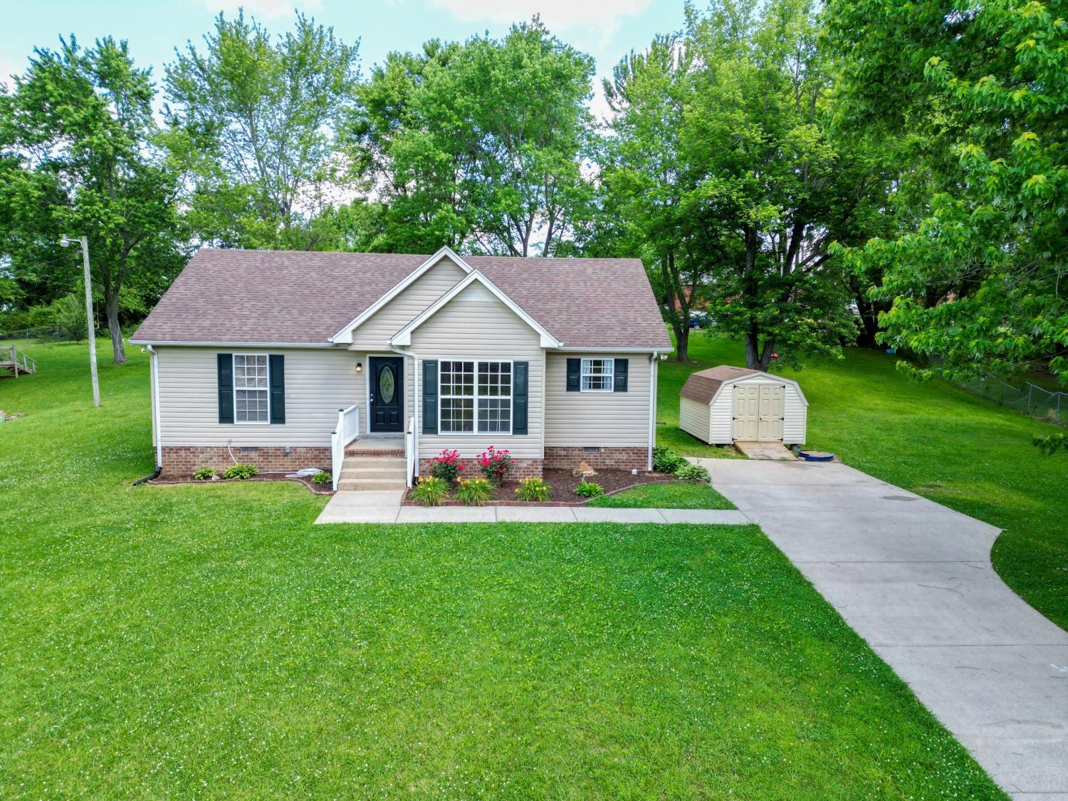 108-Valley-Dr For Sale