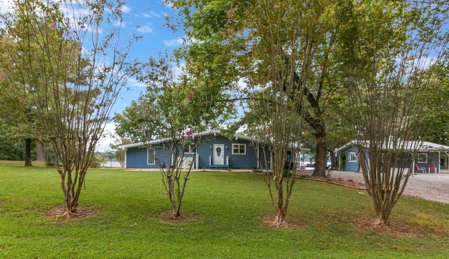 439-Bluff-Rd For Sale