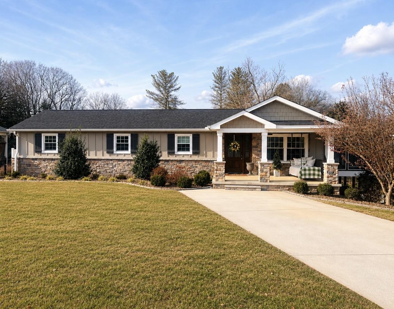 300-DeKalb-St For Sale