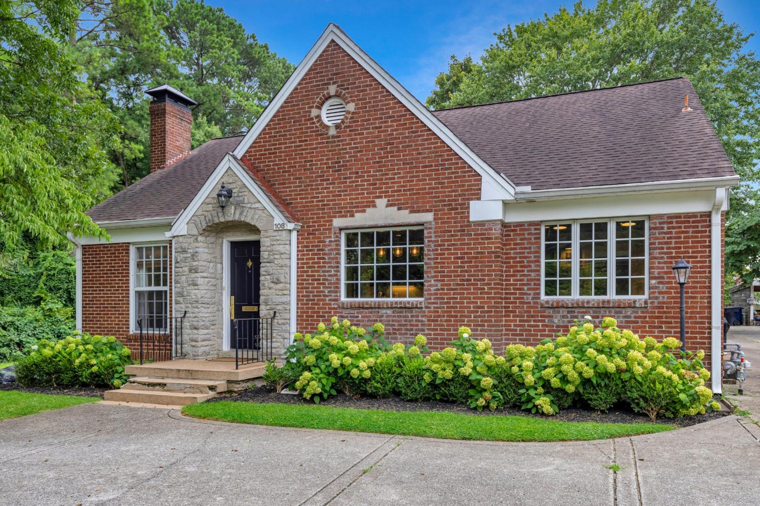 Franklin Elementary Property for Sale