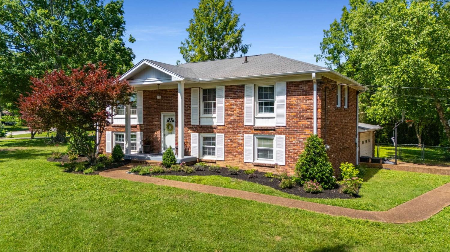 604-Meadowgreen-Dr For Sale