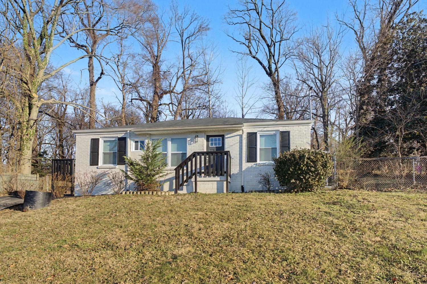 27-Cameo-Dr For Sale