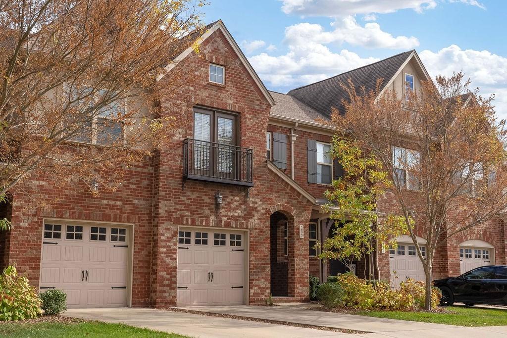 207-Bixby-Private-Ln For Sale
