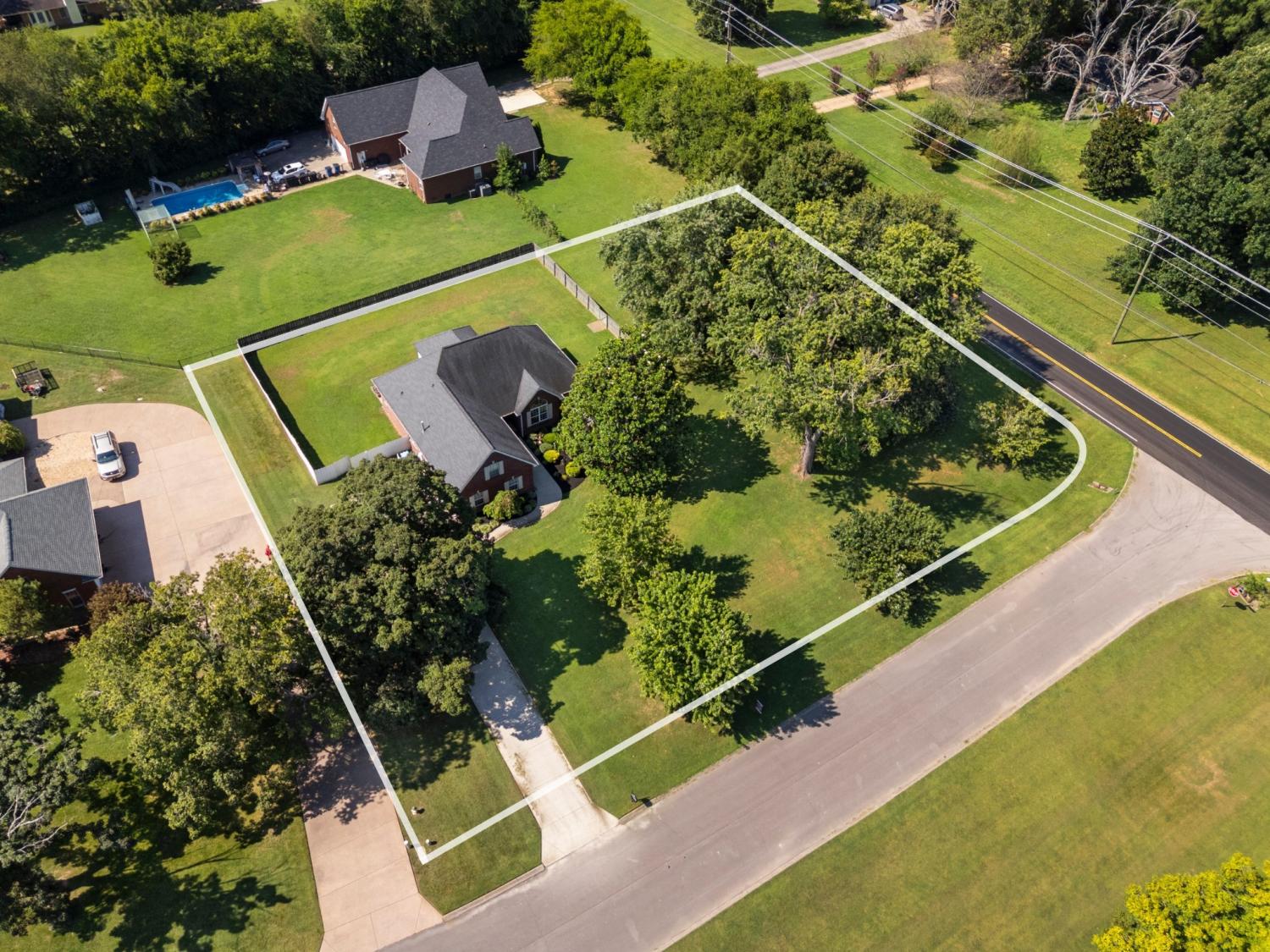 102-Munson-Ct For Sale