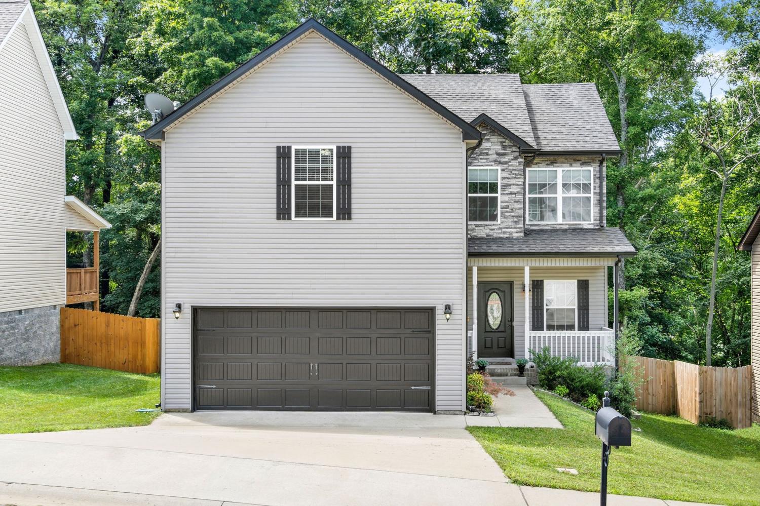 1194-Eagles-Bluff-Dr For Sale