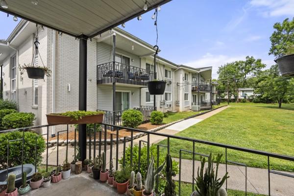 613-Hillsboro-Rd For Sale