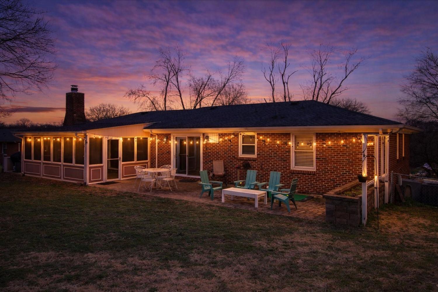 150-Lake-Park-Dr For Sale