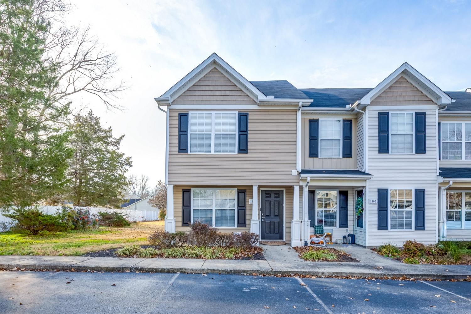 1303-Vermont-Ct For Sale