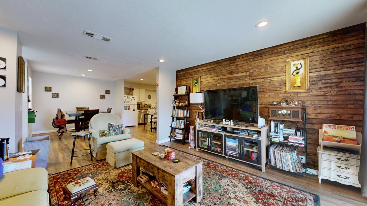 270-Tampa-Dr For Sale