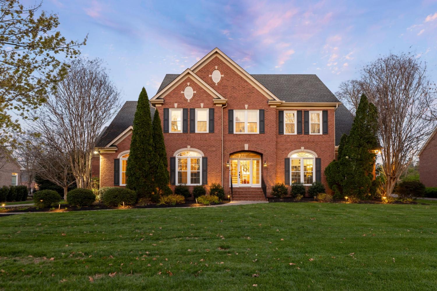 244-Gillette-Dr For Sale