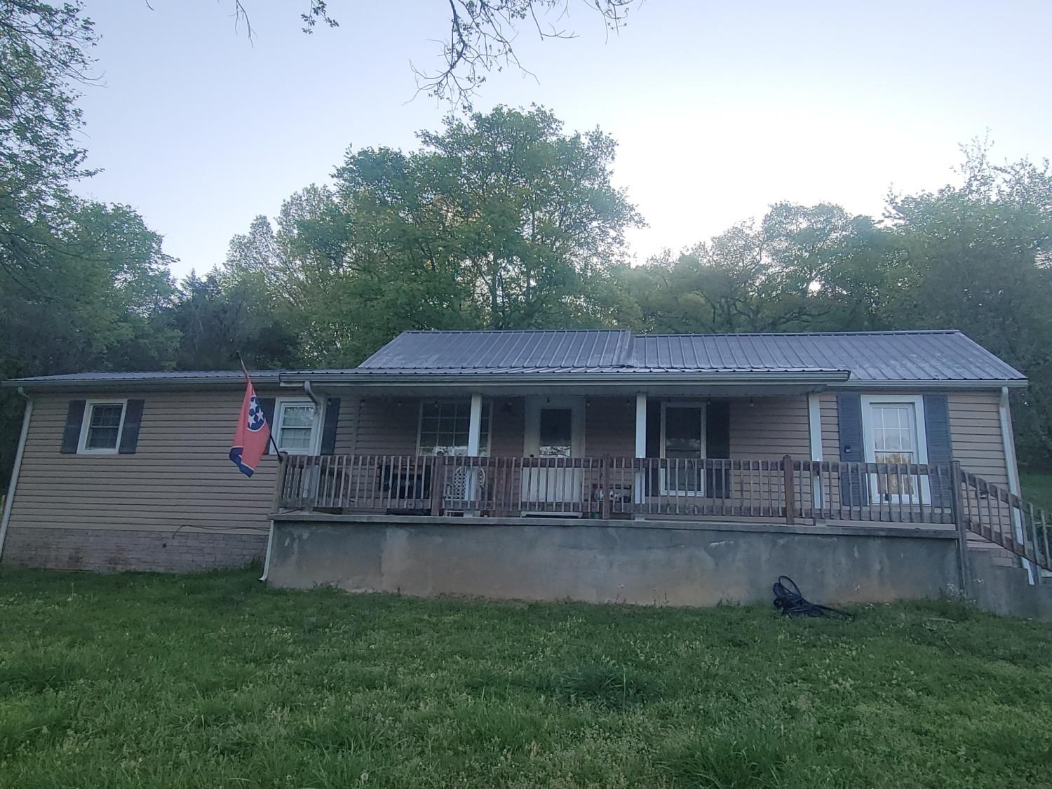 862-W-Madison-St For Sale
