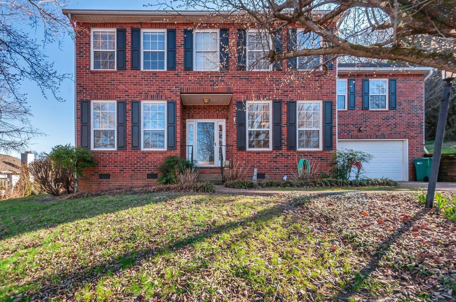 605-Glenridge-Close For Sale