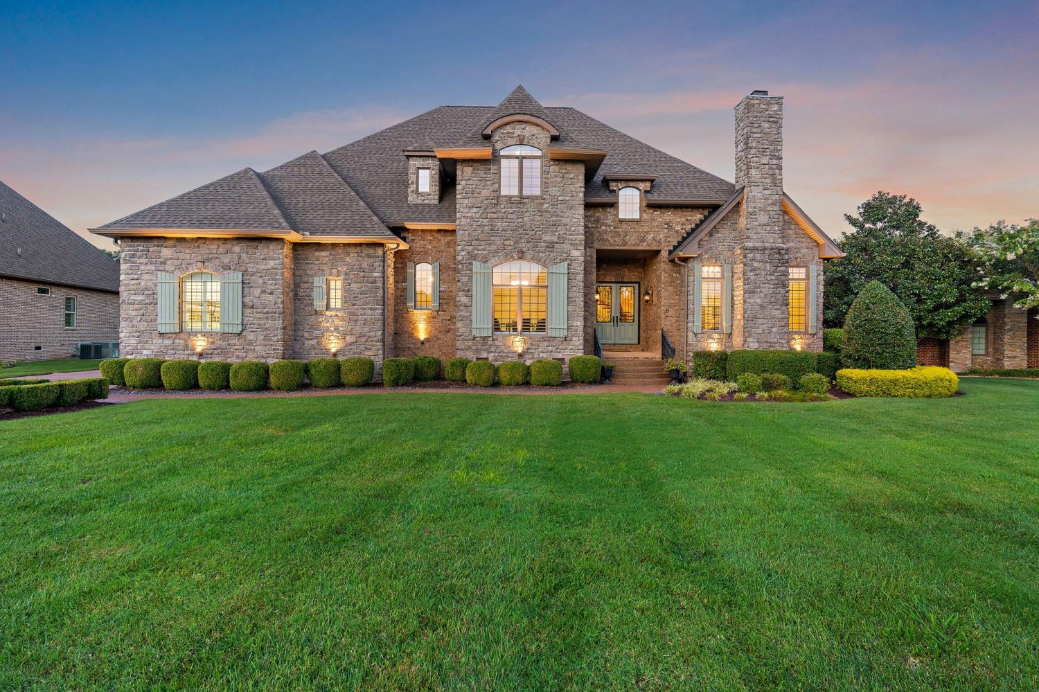 618-Ridgecrest-Ln For Sale