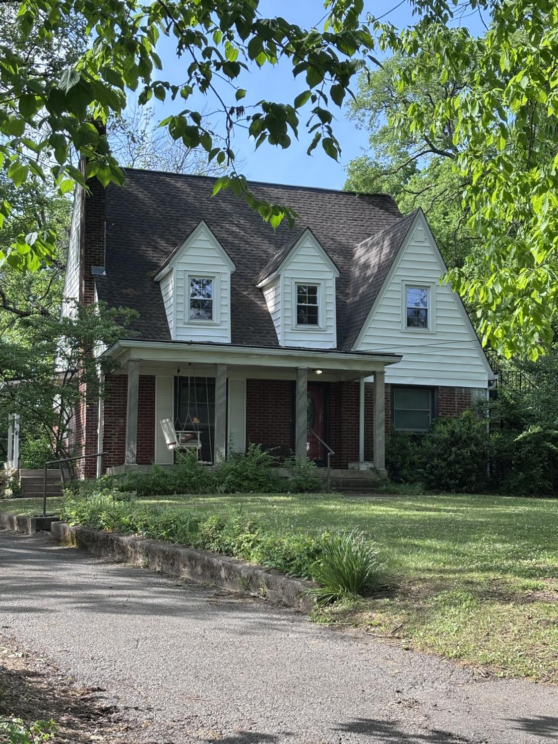 1718-Green-Hills-Dr For Sale