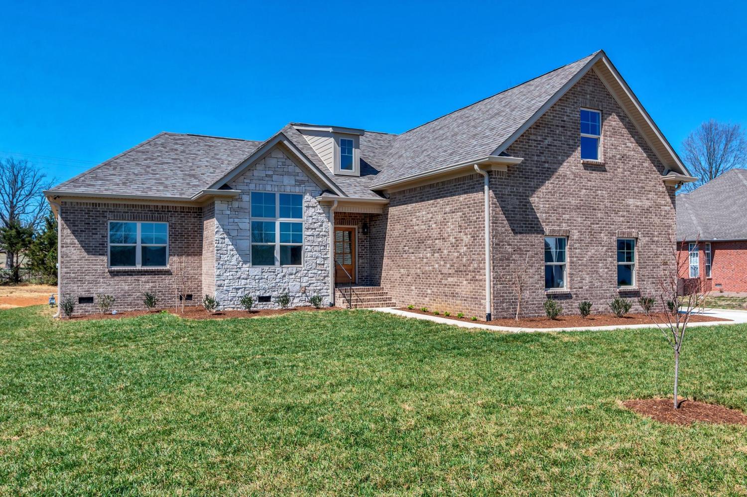 200-Creekside-Dr For Sale