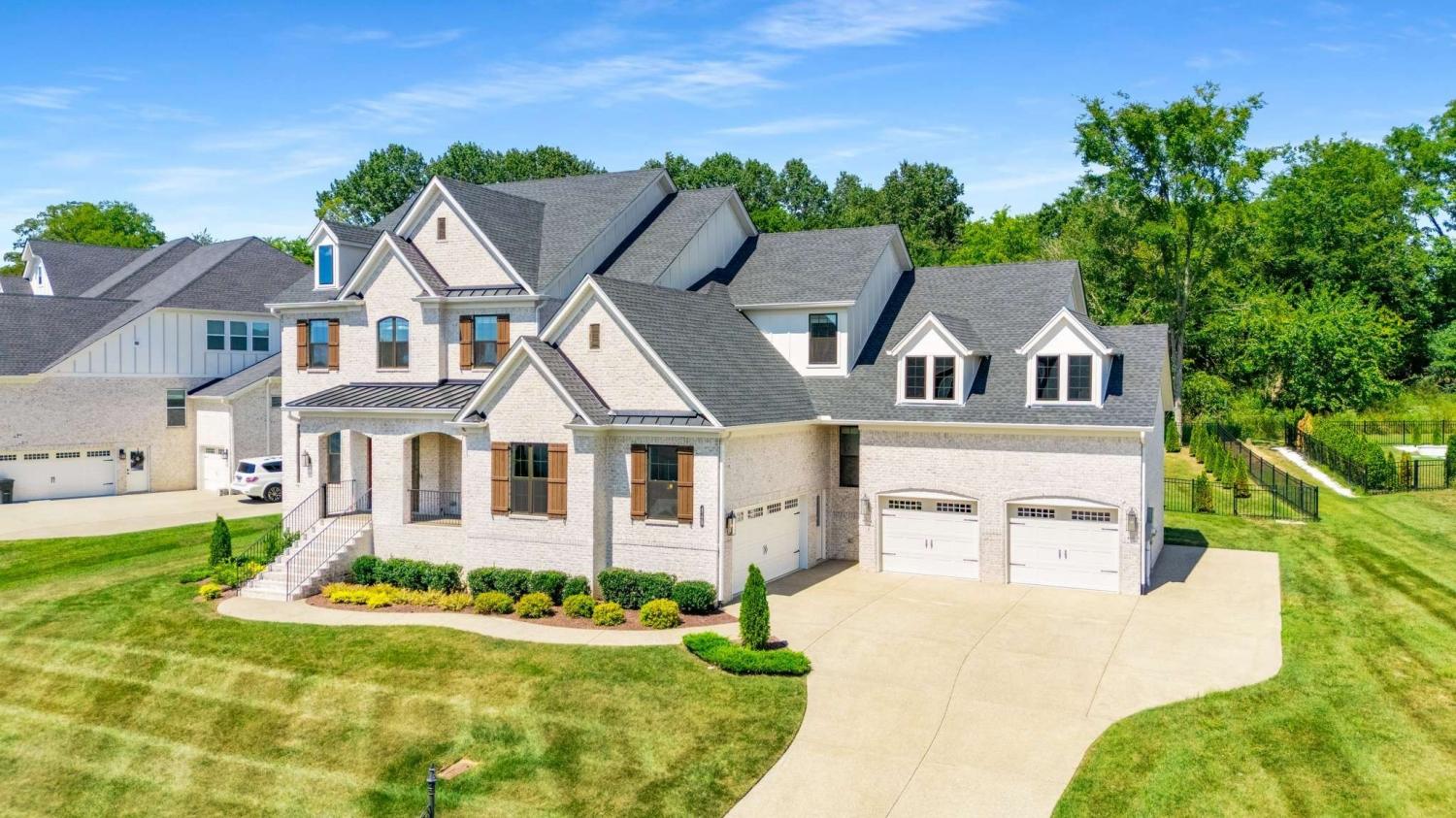4728-Woodrow-Pl For Sale