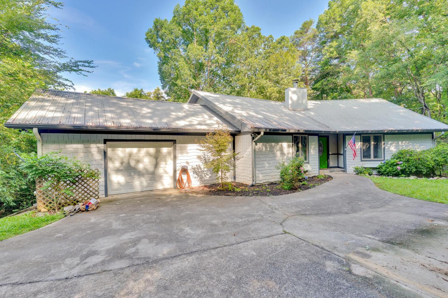 8668-W-Highway-136 For Sale