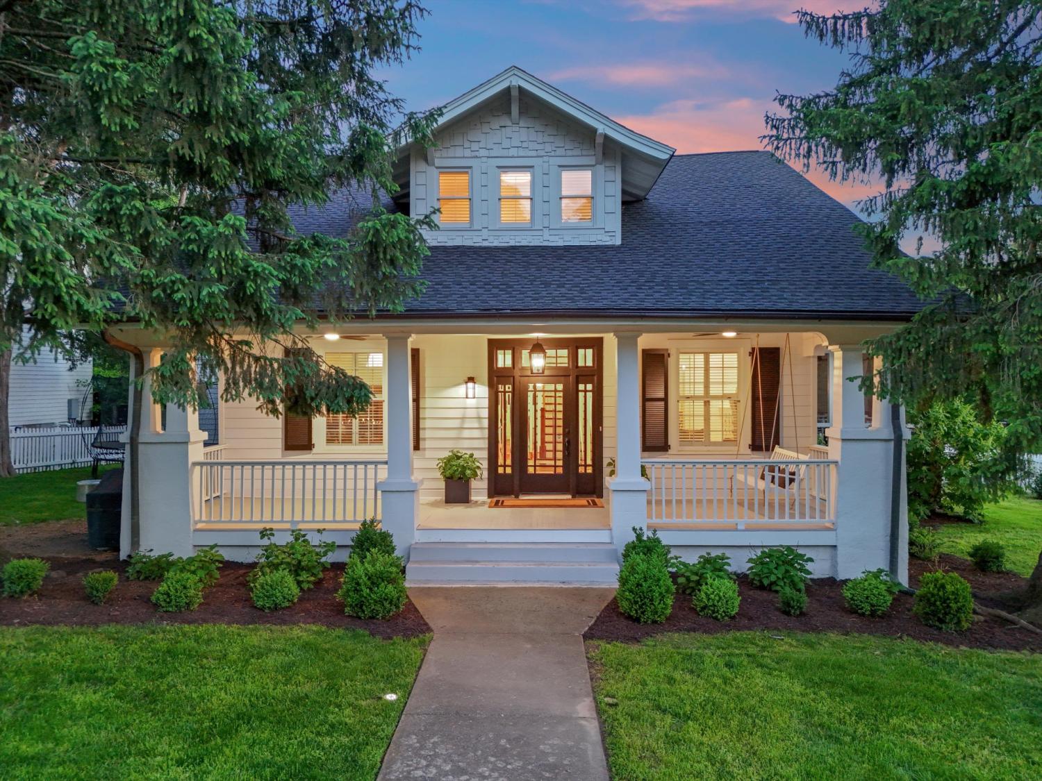 917-Knox-Ave For Sale