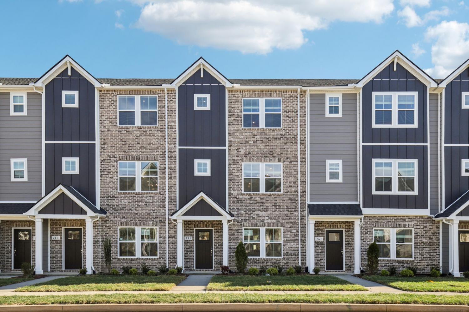 201-Fletchers-Way For Sale